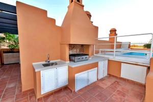 Fotografia z galérie ubytovania Luxury 4 BD Penthouse with Private Pool by Hostlovers v Marbelli