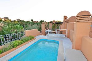 Fotografia z galérie ubytovania Luxury 4 BD Penthouse with Private Pool by Hostlovers v Marbelli
