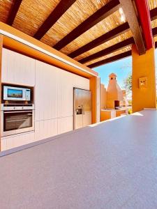 Fotografia z galérie ubytovania Luxury 4 BD Penthouse with Private Pool by Hostlovers v Marbelli