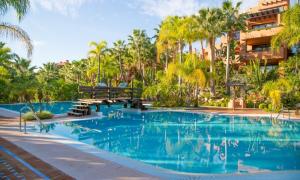 Fotografia z galérie ubytovania Luxury 4 BD Penthouse with Private Pool by Hostlovers v Marbelli