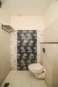 Un baño de Shree Ram Hotel