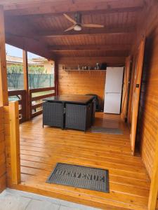 Fotografie z fotogalerie ubytování Chalet 4 personnes à 5 mn des plages v destinaci Calcatoggio