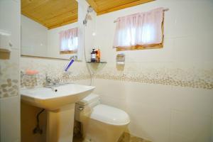 Koupelna v ubytování Hanok Gotaek Goeul + 37 fotografií