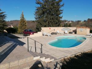 Swimming pool sa o malapit sa La N'OIE - Piscine - Sarlat 10min