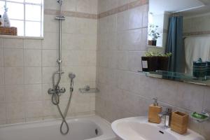 Phòng tắm tại Upper Side Koum-Kapi