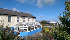 Afbeelding uit fotogalerij van Boathouse Hotel in Holyhead