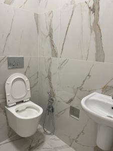 Koupelna v ubytování Hotel Aleksandrus Jardin + 6 fotografií
