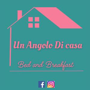 una imagen de una casa con las palabras uin americico di casa bed en Un Angolo di Casa, en SantʼAgata