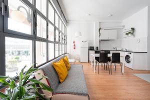 Η κουζίνα ή μικρή κουζίνα στο GuestReady - Bright Retreat in Vila Nova de Gaia