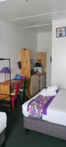 Postel nebo postele na pokoji v ubytování Nationwide Motel