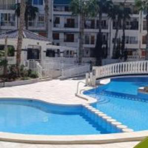 Bazén v ubytovaní PMT17 - Penthouse apartment with pool and close to beach alebo v jeho blízkosti