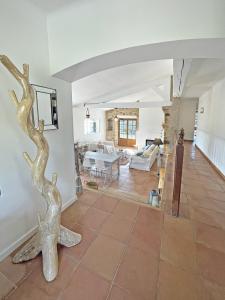 Foto dalla galleria di Villa Isabella - 2 bedr. with pool and amazing view a Sillans-la Cascade