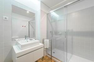 A bathroom at GuestReady - Charming Studio in Porto!