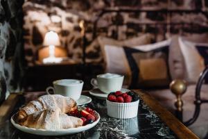 Jedlo v ubytovaní bed & breakfast alebo blízkom okolí