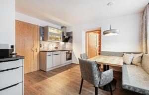 Kuchnia lub aneks kuchenny w obiekcie Stilvolle Ferienwohnung