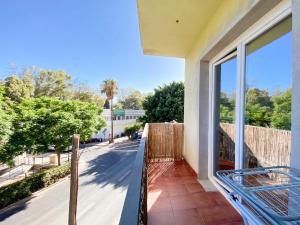 Balkón alebo terasa v ubytovaní 3 rooms Balneario Pedregalejo