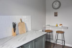 Köök või kööginurk majutusasutuses Seaside Cottage 2 Bedroom - Bron-Y-Wendon Holiday Park