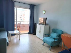 TV a/nebo společenská místnost v ubytování Vivalidays Lara - Fenals - LLoret de Mar