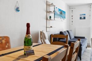 Χώρος καθιστικού στο Ferienhaus in Pruchten mit Terrasse, Grill und Garten +12 φωτογραφίες