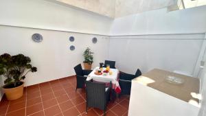 Posedenie v ubytovaní Apartamento Rondabella 1 Centro PARKING GRATIS Wifi AA