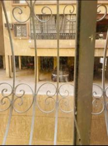 Rõdu või terrass majutusasutuses Mokattem private Condo