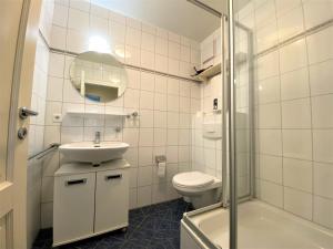 Ένα μπάνιο στο Haus Tante Clara Whg 18, Kukshörner Weg 8B 65qm