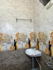 Photo de la galerie de l'établissement Self Check In 1BHK Home fully Equipped Kitchen, à Nagpur 27 autres photos