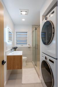 Gallery image of Hip Modern, 3 Bedroom in Juneau +17 photos
