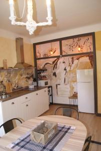 Kuchyňa alebo kuchynka v ubytovaní Apartamento con encanto l'Estany 2