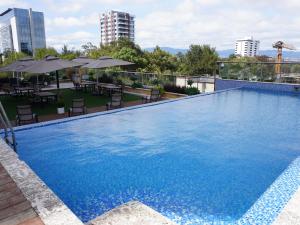 Swimming pool sa o malapit sa Hotel Vista Quince