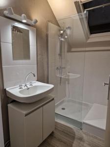 Koupelna v ubytování Appartement au milieu des vignes