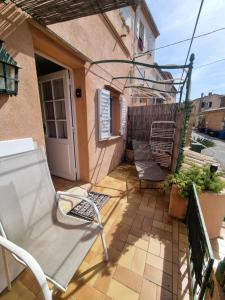 Balkón alebo terasa v ubytovaní Logement équipé