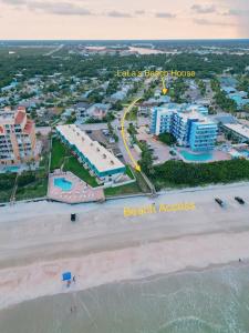 Общий вид на море или вид на море из апартаментов/квартиры