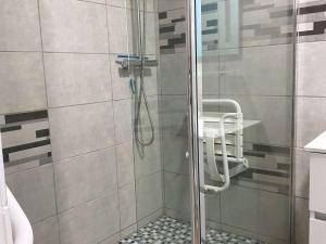 Fotografia z galérie ubytovania Appartement T2 à Balaruc-les-Bains: climatisé, wifi, garage, proche Thermes, 3 étoiles - FR-1-553-222 v destinácii Balaruc-les-Bains + 4 fotografie
