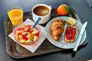 Comida en el hotel o alrededores 88 fotos más