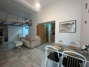 Et opholdsområde på RgHOST-Apartamento La Palma en Casco Histórico