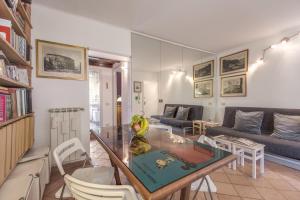 Foto dalla galleria di Frangipane Apartment a Roma