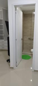 Um banheiro em Apto 101