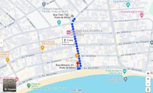 eine Karte einer Stadt mit blauen Punkten in der Unterkunft Apt novissimo 3 quartos c elevador a 300m da orla Praia do Morro in Guarapari