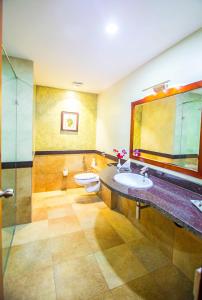 Gallery image of Club Paraiso in Raipur