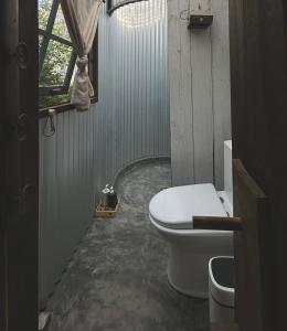 Ένα μπάνιο στο Dreamer Cabin Tre house Dalat