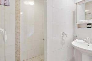 Ένα μπάνιο στο Quingilli Luxury Chalet 2 Bedroom +24 φωτογραφίες