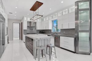 Gallery image of Recently Built 7000 SF Mansion w Pool GameRoom in Fort Lauderdale