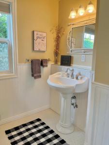 Φωτογραφία από το άλμπουμ του Little Hollywood Suite @ The Historic Kanab Inn σε Kanab