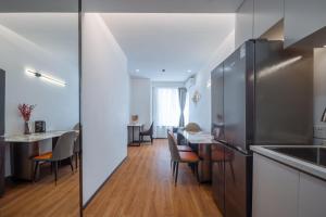 Dapur atau dapur kecil di 上海客堂涧酒店宝山路地铁站店