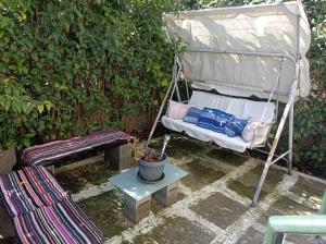 Vonkajšia záhrada v ubytovaní Villa Dani