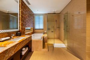 Koupelna v ubytování Fondney Hotel Shanghai NECC Hongqiao Airport T2