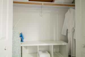 ワシントンにあるDesignerFlat Nestled Between Dupont&Logan Circlesのギャラリーの写真
