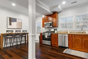 Φωτογραφία από το άλμπουμ του Exceptional 4-BR Homestay near Rock Creek Park στην Ουάσινγκτον