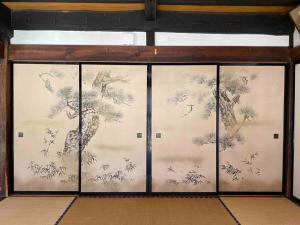 Gambar di galeri bagi 古民家ガーデン 山あり [新宿 80分 /富士山 30分 ： 中庭BBQ, 焚き火, ドッグラン] di Ōtsuki